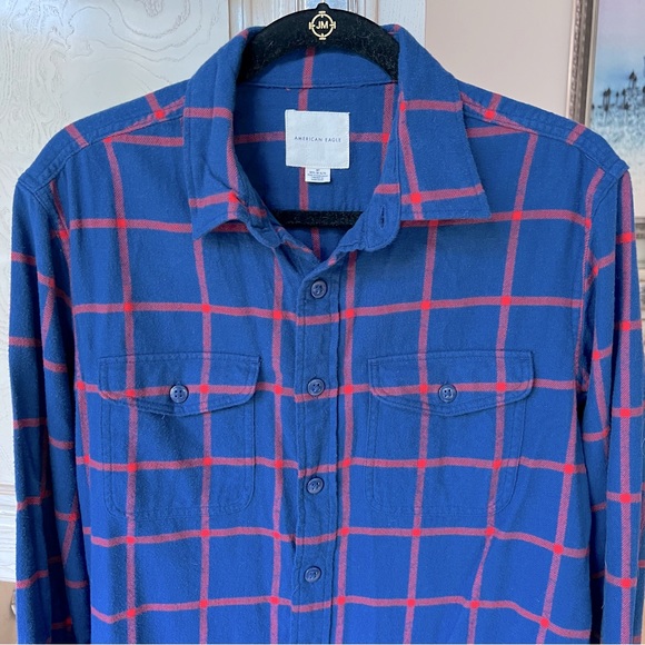 American Eagle Plaid Flannel Long Sleeve Button Down Shirt - Picture 2 of 8